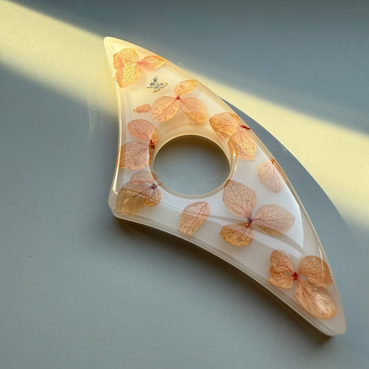 Peach Petal Wing Page Holder
